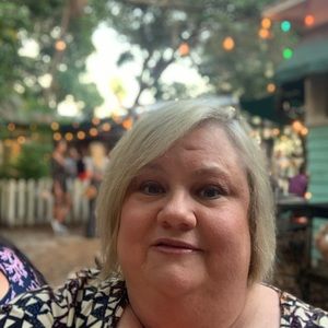 Meet your Posher, Becky